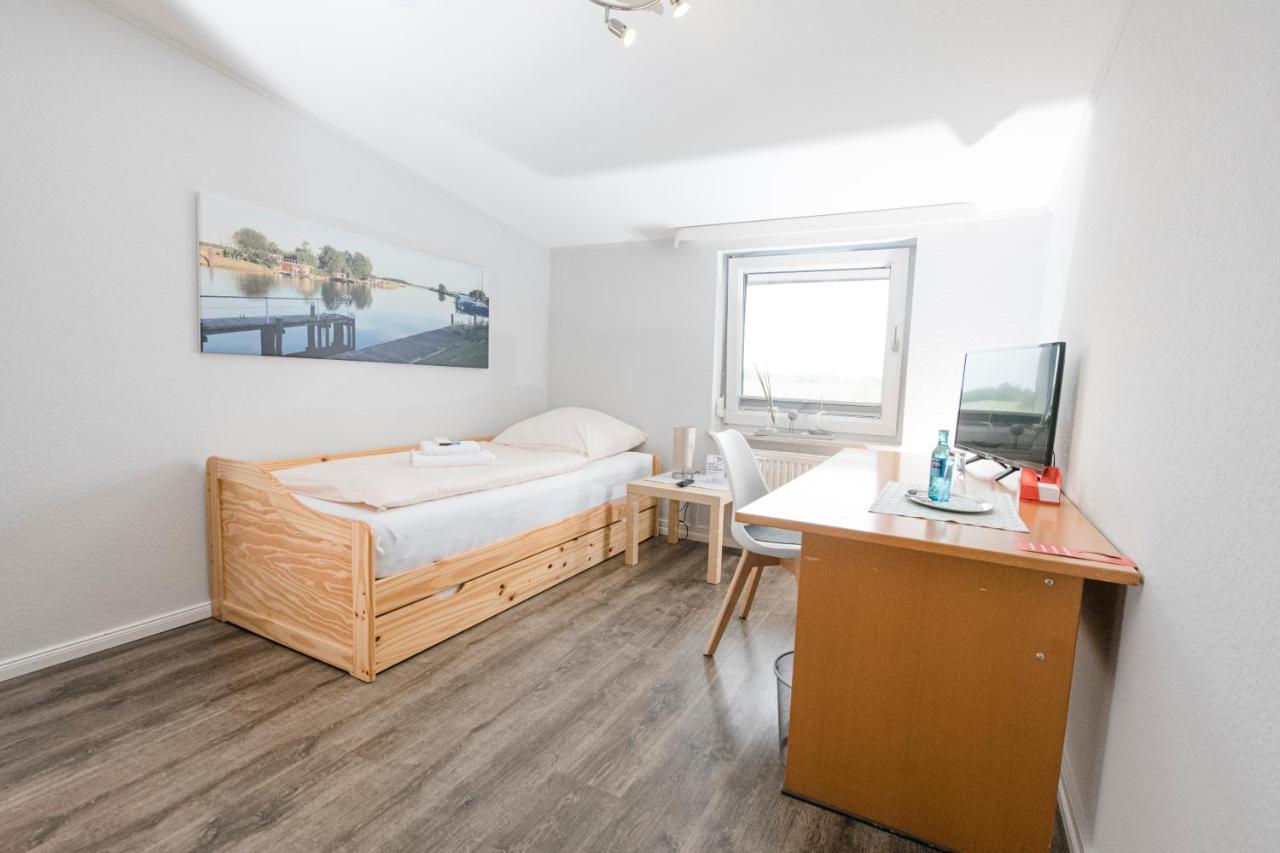 Zum Alten Faehrhaus - Bed & Breakfast Wrohm Εξωτερικό φωτογραφία